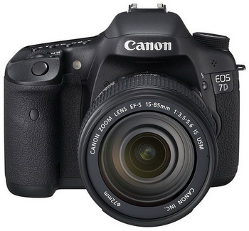 Canon EOS 7D Kit 18-135