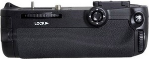 Фото батарейной ручки для Nikon D7000 Phottix BG-D7000