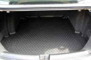 Фото коврик в багажник Ford Focus III Cartecs CARFRD00002