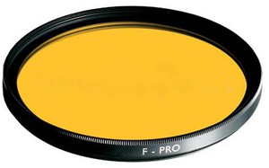 Фото цветного фильтра B+W Schneider 023M GELB 3x 58mm