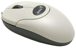 Фото оптической компьютерной мышки Genius NetScroll 110 USB