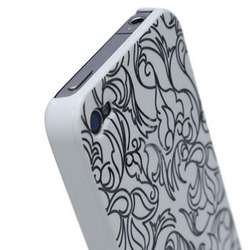 Фото пластикового чехла для iPhone 4 BoomWave Klips BMVPC0007 (White)