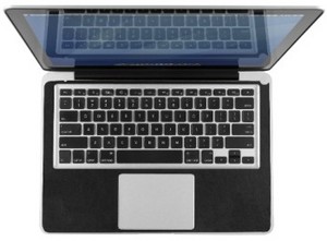 Фото защитной наклейки для Apple MacBook Pro 13