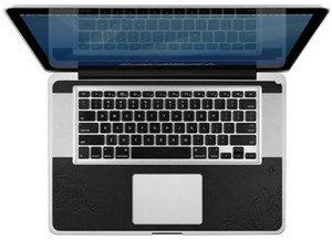 Фото защитной наклейки для Apple MacBook Pro 15