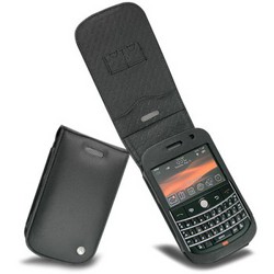 Фото кожаного чехла для BlackBerry Bold 9000 Noreve Tradition 22212T1 (Black)