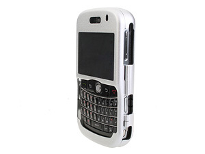 Фото алюминиевого чехла для BlackBerry Bold 9000