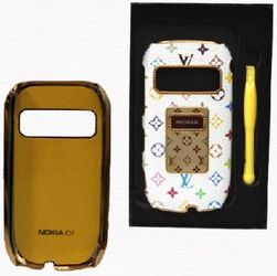 Фото защитной крышки для Nokia C7 KING PAD LOUIS VUITTON