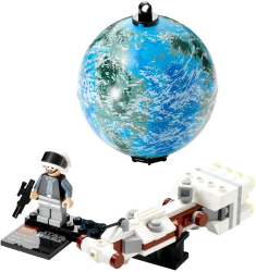 Фото конструктора LEGO Star Wars Корабль Tantive IV и планета Алдераан 75011
