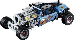 Фото конструктор LEGO Technic Гоночный автомобиль 42022
