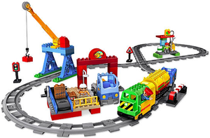 Фото конструктора LEGO Duplo Большой набор Поезд 5609