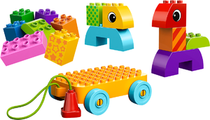 Фото конструктора LEGO Duplo Веселая каталка с кубиками 10554