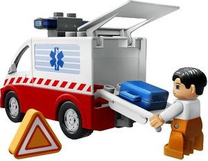 Фото конструктора LEGO Duplo Машина скорой помощи 4979