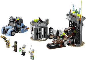 Фото конструктора LEGO Monster Fighters Безумный Учёный и его монстр 9466