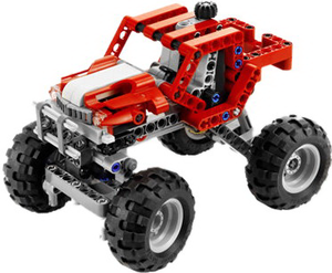 Фото конструктора LEGO Technic Гоночный грузовик 8261