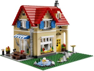 Фото конструктора LEGO Creator Семейный домик 6754