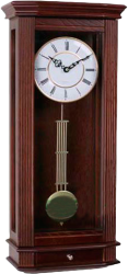 Фото настенных часов Woodpecker 9357 с маятником