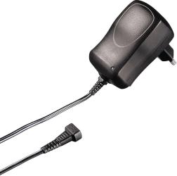 Фото универсального зарядного устройства HAMA H-46618