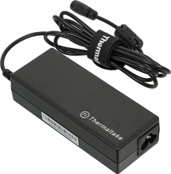 Фото универсального зарядного устройства Thermaltake Toughpower 90w