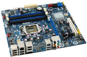 Фото Intel DP67DE