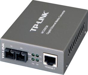 Фото свитча TP-Link MC200CM