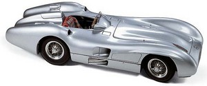 Фото CMC GmbH Mercedes-Benz W196R 1:18 Streamline