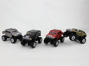 Фото Le Yu Toys Mini Hummer 1:60