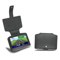 Фото кожаного чехла для TomTom GO 520 Noreve Tradition 15502T1 (Black)