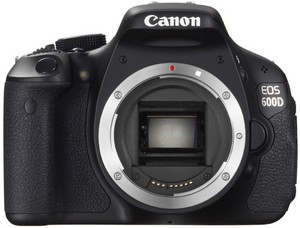 Фото Canon EOS 600D Kit Sigma AF 18-250mm F3.5-6.3 DC OS HSM