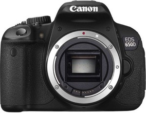 Фото Canon EOS 650D Kit Sigma AF 18-200mm F/3.5-6.3 II DC OS HSM
