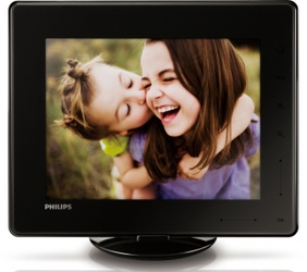 Фото цифровой рамки Philips SPH8408/10
