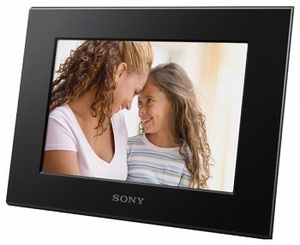 Фото цифровой рамки Sony DPF-C70