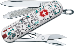 Фото швейцарского армейского ножа Victorinox Classic SD Iron Factory 0.6223.L1302