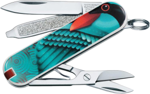 Фото швейцарского армейского ножа Victorinox Classic SD Spread Your Wings 0.6223.L1208
