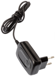 Фото универсальной зарядки InterStep IS-TC-APIPHONPS