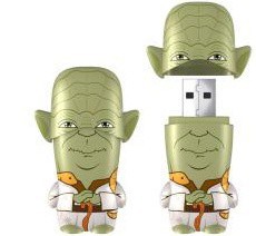 Фото флэш-диска Mimoco Mimobot Yoda Star Wars 4GB