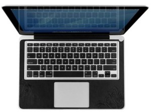 Фото защитной наклейки для Apple MacBook Pro 13
