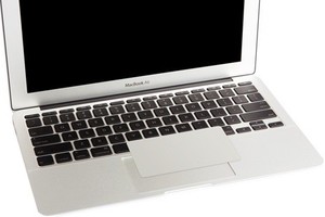 Фото защитной пленки для Apple MacBook Air для экрана 11 дюймов Moshi PalmGuard